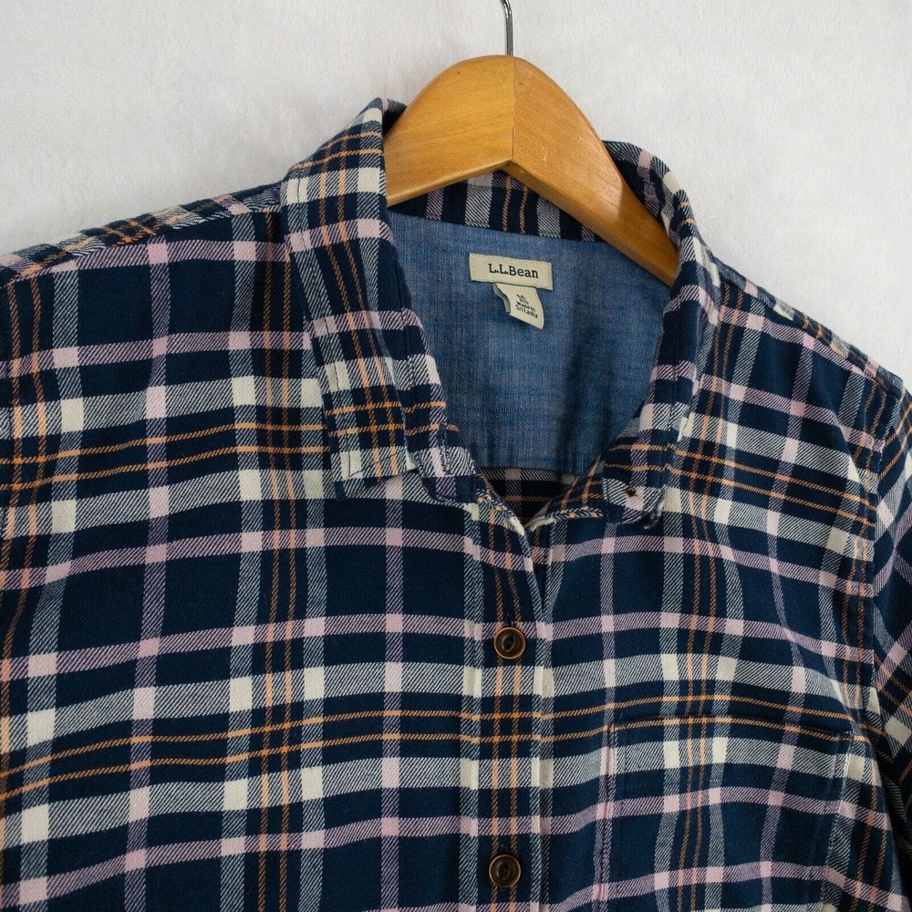 L.L. Bean Flannel Shirt Womens Medium Blue Pink Plaid Long Sleeve Soft - Picture 2 of 12